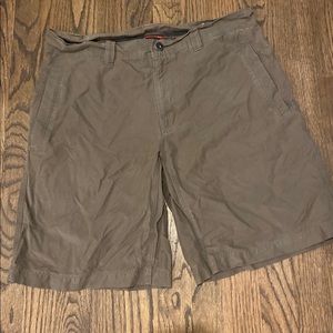North Face Men’s shorts size 32